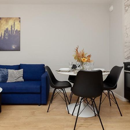 Modern Apartment With Balcony Mokotow Business Centre By Noclegi Renters Warsaw Luaran gambar