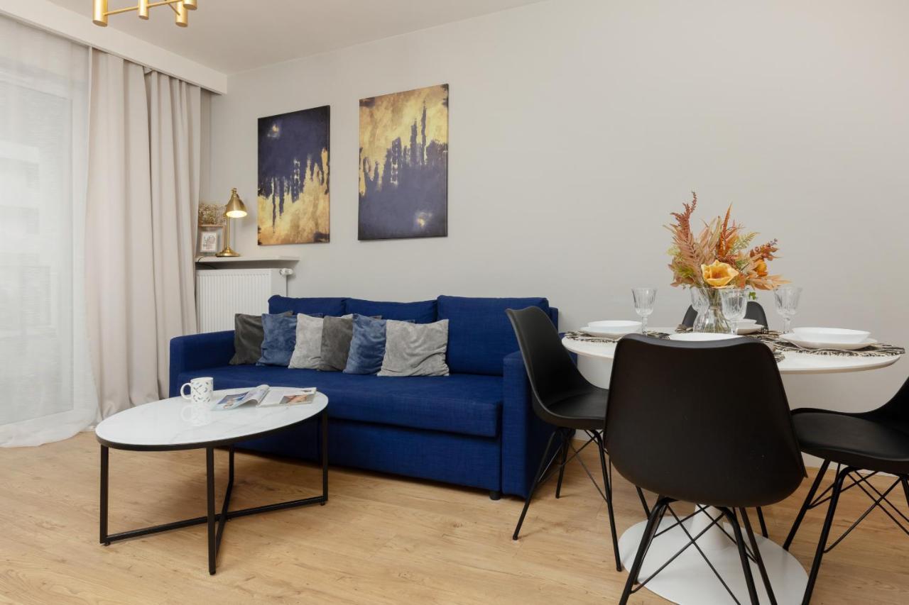 Modern Apartment With Balcony Mokotow Business Centre By Noclegi Renters Warsaw Luaran gambar