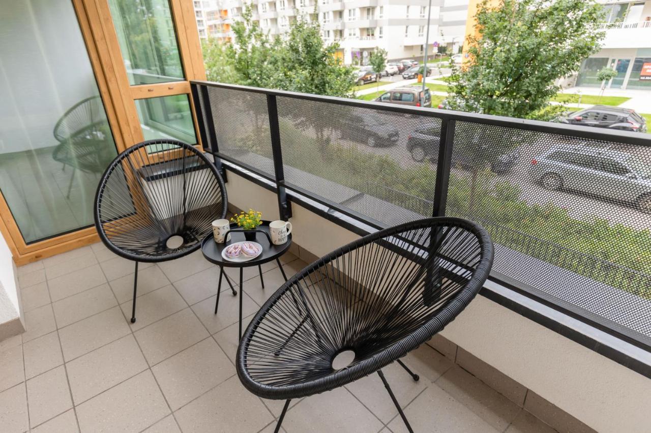Modern Apartment With Balcony Mokotow Business Centre By Noclegi Renters Warsaw Luaran gambar